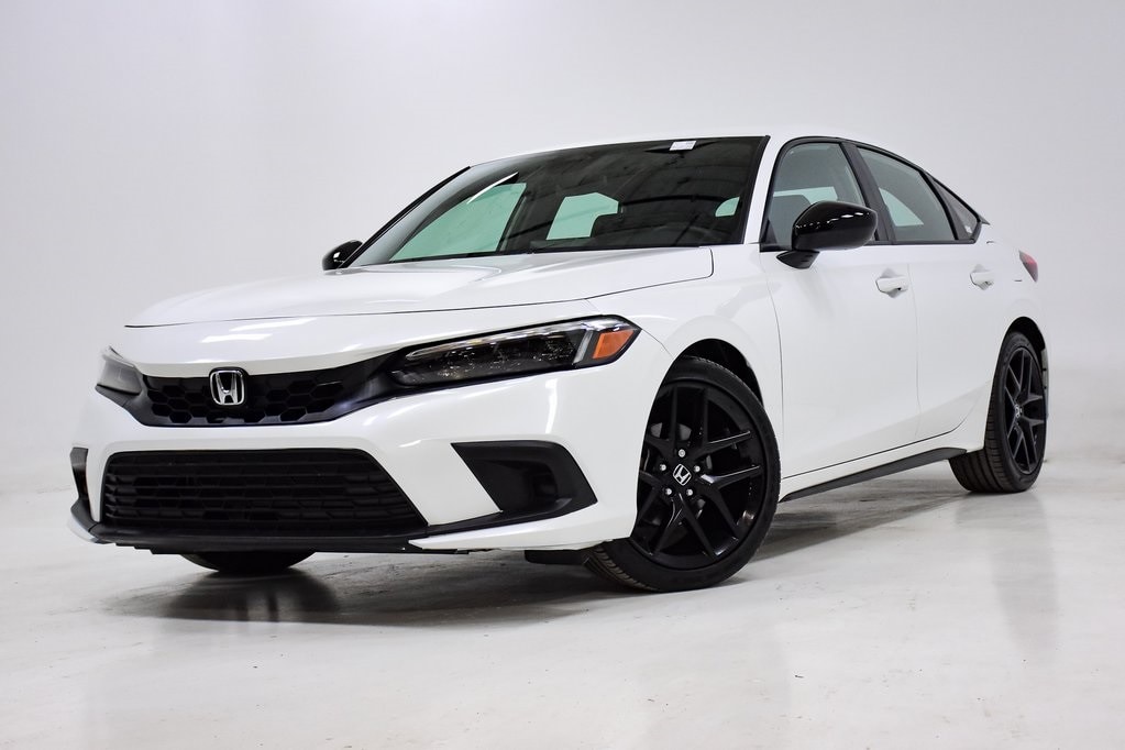 Used 2024 Honda Civic Hatchback Sport with VIN 19XFL2H87RE026218 for sale in Elmhurst, IL
