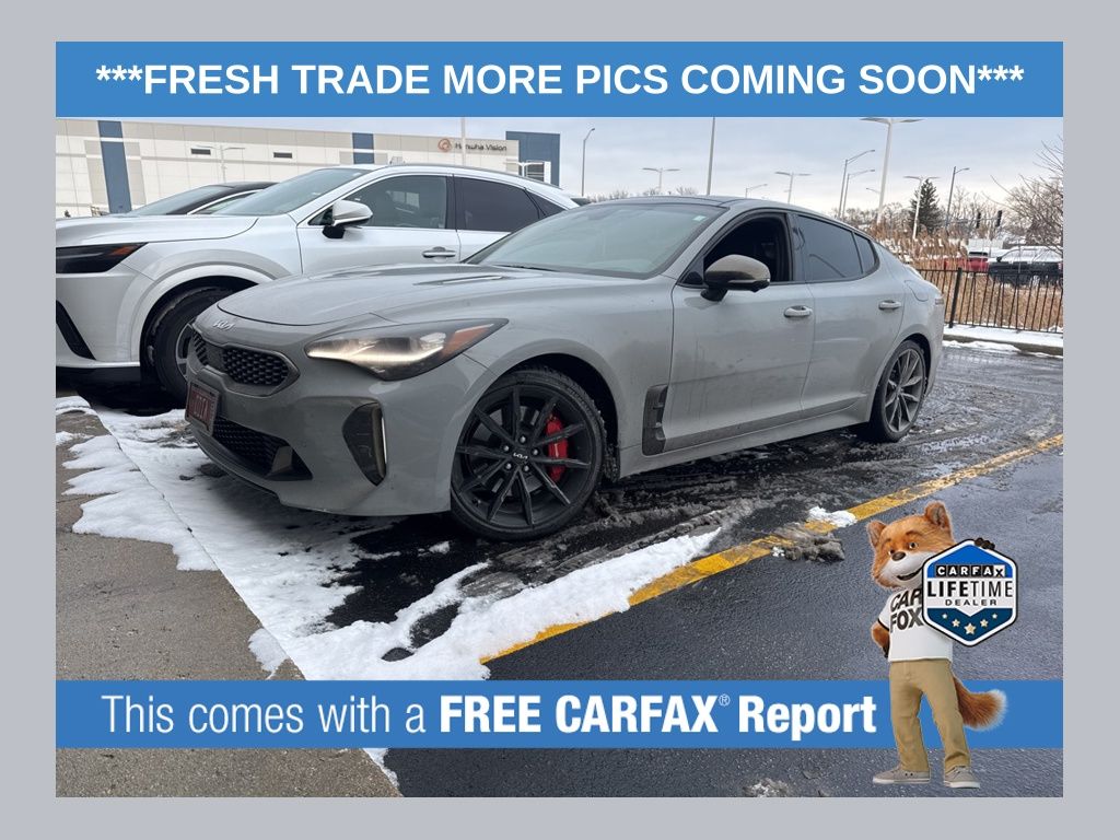 2023 Kia Stinger GT2's photo