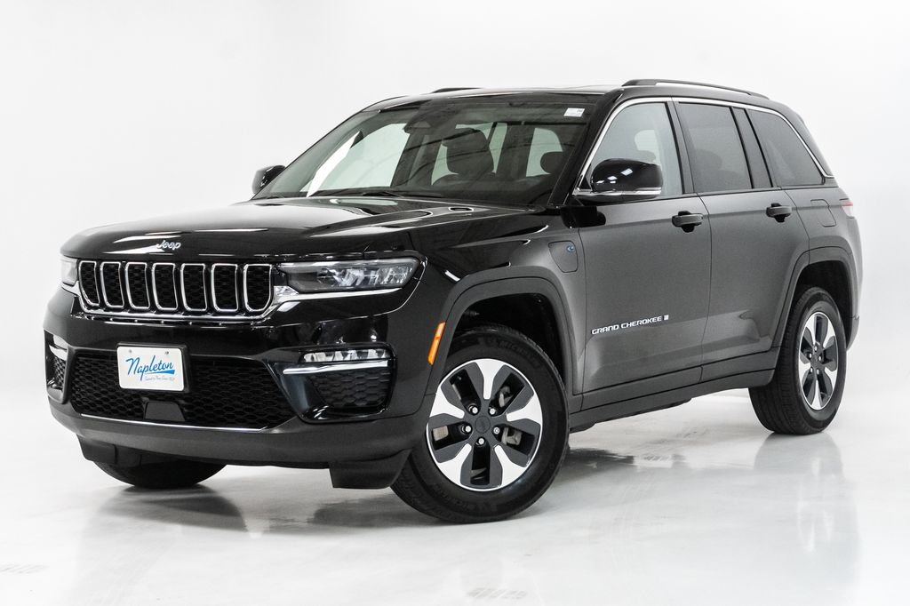 2023 Jeep Grand Cherokee 4xe 4x4's photo