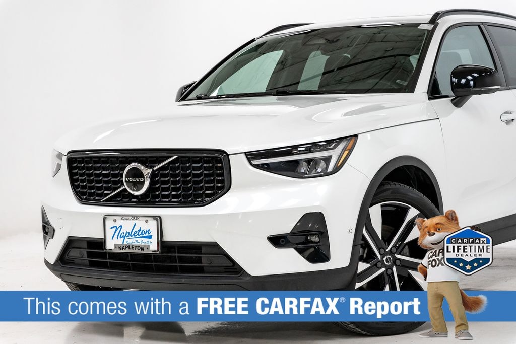 Used 2024 Volvo XC40 B5 Plus Dark Theme SUV