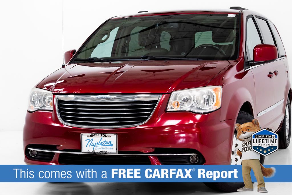 Used 2014 Chrysler Town & Country Touring with VIN 2C4RC1BG5ER270711 for sale in Elmhurst, IL