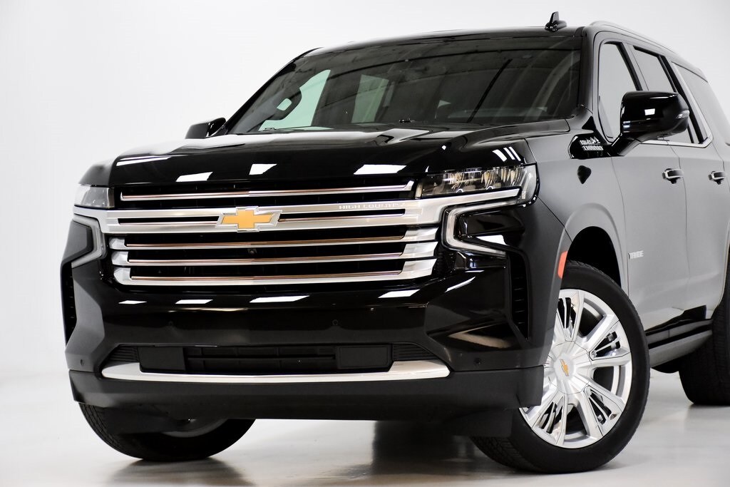 2023 Chevrolet Tahoe High Country photo 2