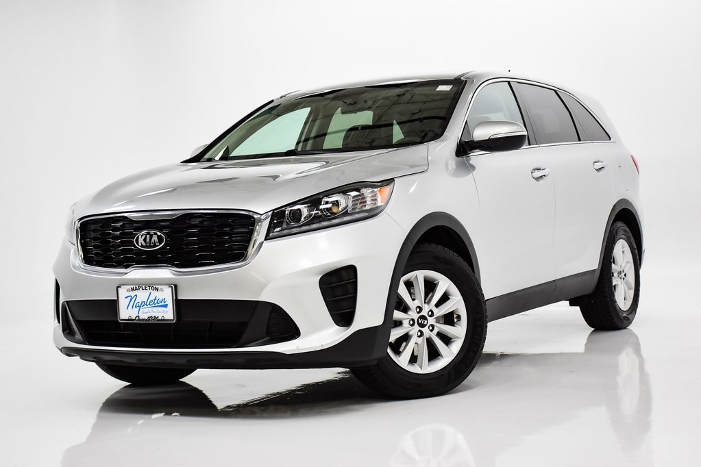 Used 2019 Kia Sorento LX with VIN 5XYPG4A56KG466315 for sale in Elmhurst, IL