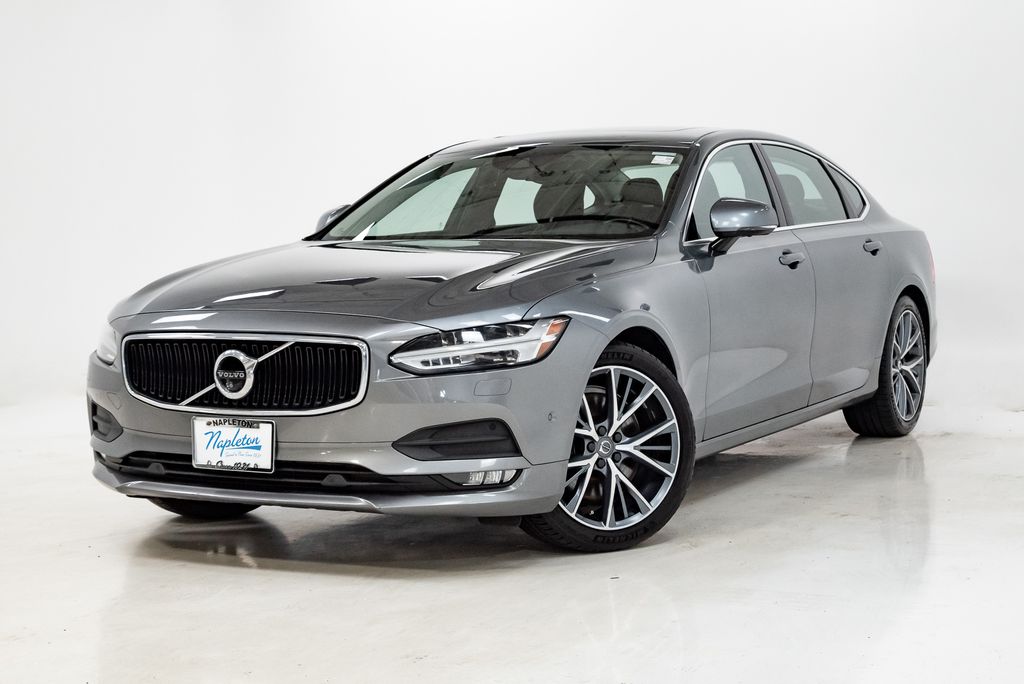 2018 Volvo S90 T6 Momentum AWD's photo
