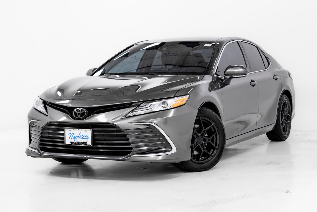 2023 Toyota Camry XLE Sedan