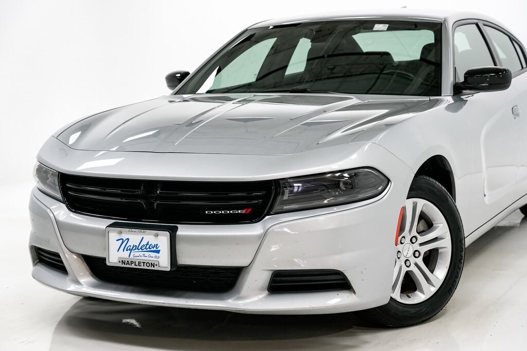 2023 Dodge Charger SXT photo 2