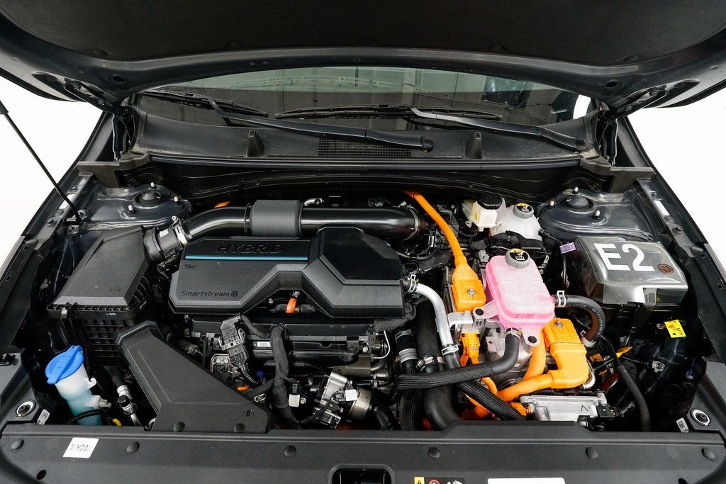 Certified 2024 Kia Sportage Hybrid LX SUV