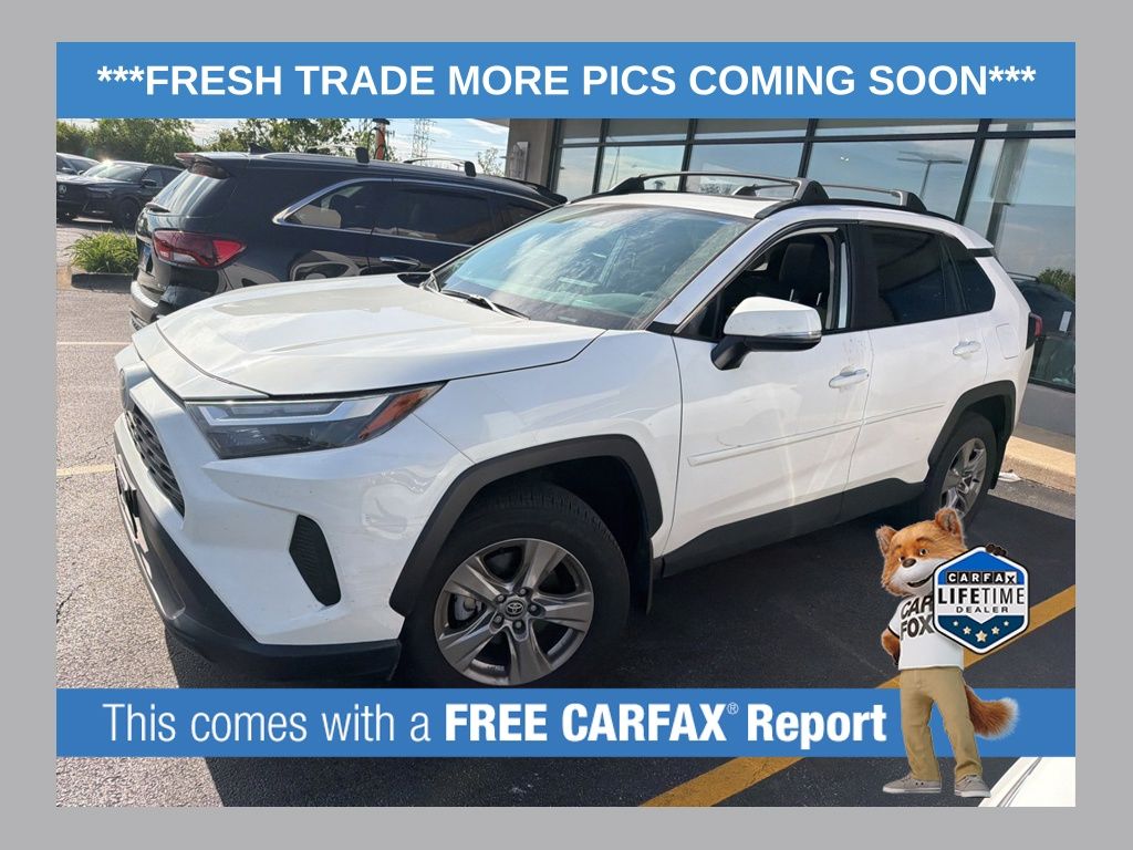 2023 Toyota RAV4 XLE AWD's photo