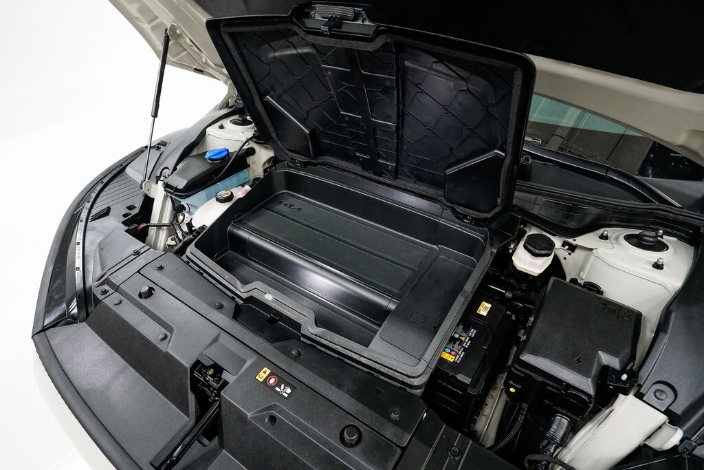 2023 Kia EV6 Wind photo 3