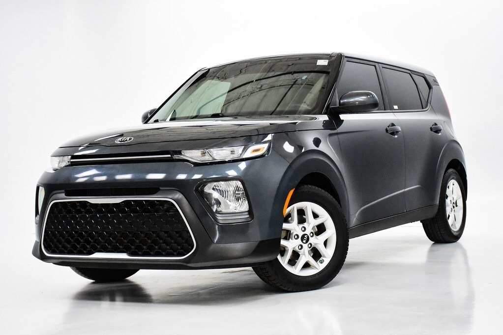 Used 2021 Kia Soul S with VIN KNDJ23AU4M7738995 for sale in Elmhurst, IL