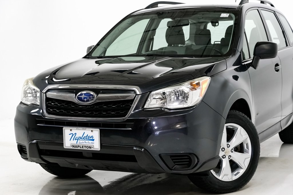 Used 2015 Subaru Forester i with VIN JF2SJABC7FH439520 for sale in Elmhurst, IL