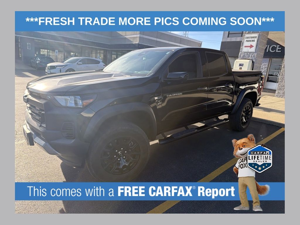 2023 Chevrolet Colorado 4WD Trail Boss Crew Cab Short Box's photo