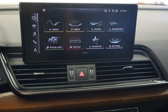 2022 Audi Q5 45 S line Premium photo 14