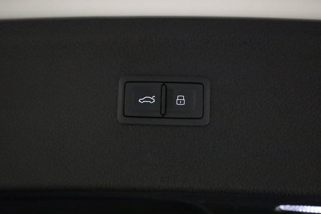 2022 Audi Q5 45 S line Premium photo 24