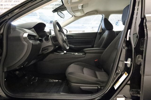 2023 Nissan Altima 2.5 S photo 10