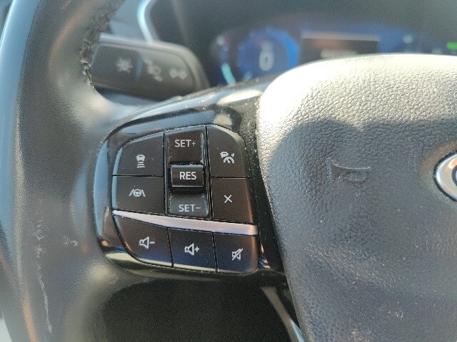 2021 Ford Escape Titanium Hybrid photo 13
