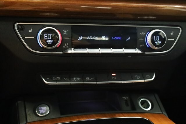2022 Audi Q5 45 S line Premium photo 16