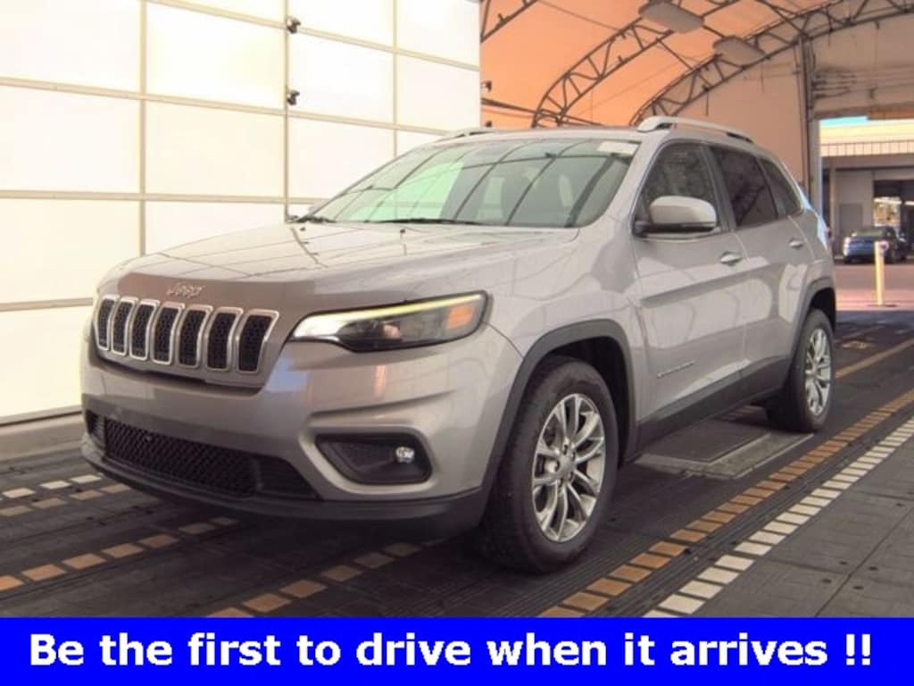 Used 2019 Jeep Cherokee Latitude Plus FWD SUV