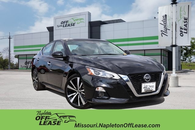 Used 2020 Nissan Altima Platinum with VIN 1N4AL4FVXLN310000 for sale in Saint Peters, MO