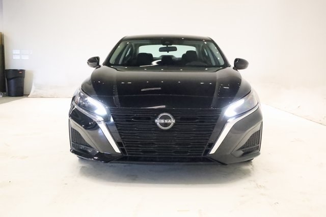 2023 Nissan Altima 2.5 S photo 2
