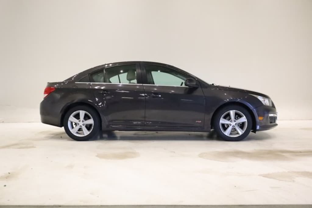 Used 2015 Chevrolet Cruze 2LT Auto Sedan