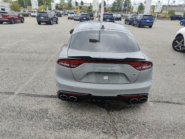 2023 Kia Stinger GT2 photo 4