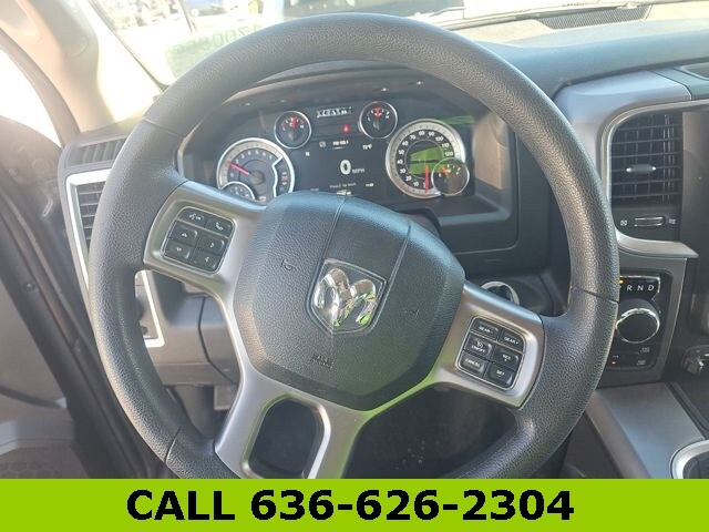 2023 Ram 1500 Classic SLT photo 3
