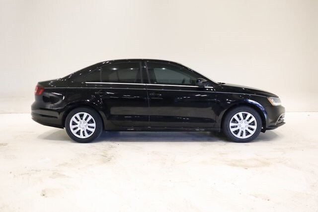2017 Volkswagen Jetta 1.4T S photo 3