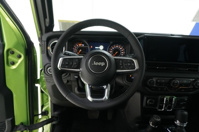 2026 Jeep Wrangler 4-Door Sahara - Photo 22