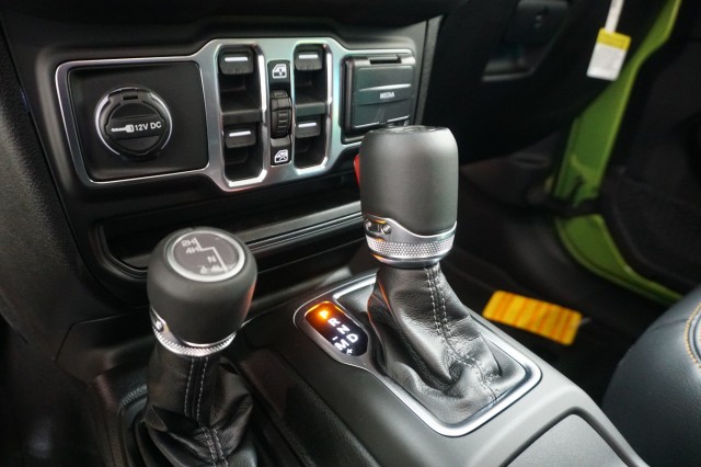 2026 Jeep Wrangler 4-Door Sahara - Photo 29