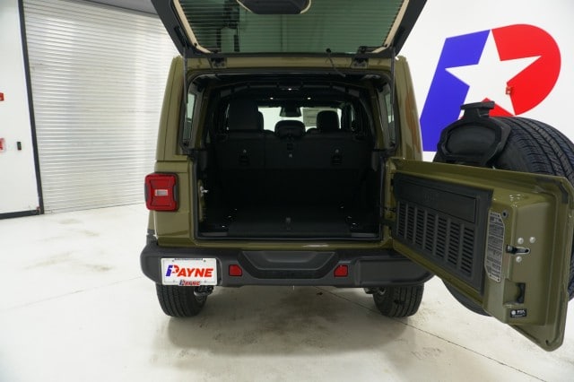 2026 Jeep Wrangler 4-Door Sahara - Photo 9