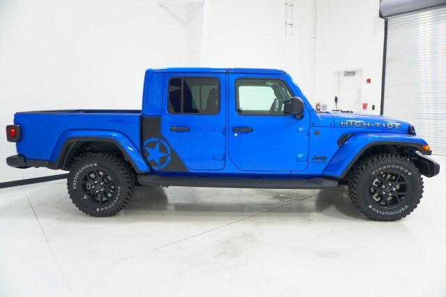 2025 Jeep Gladiator Sport photo 2