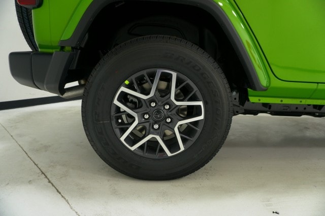 2026 Jeep Wrangler 4-Door Sahara - Photo 6