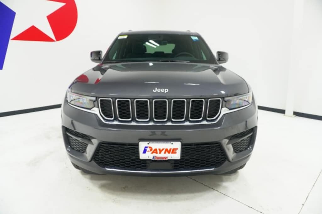 New 2025 Jeep Grand Cherokee LAREDO X 4X2 Sport Utility