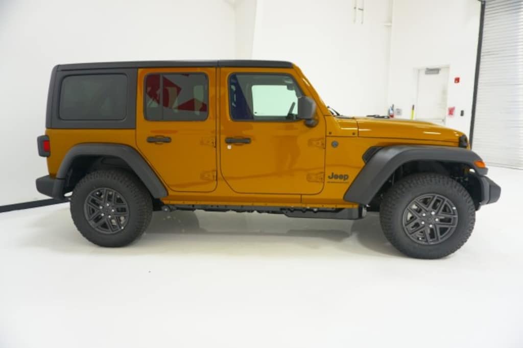New 2026 Jeep Wrangler 4-DOOR SPORT S Sport Utility