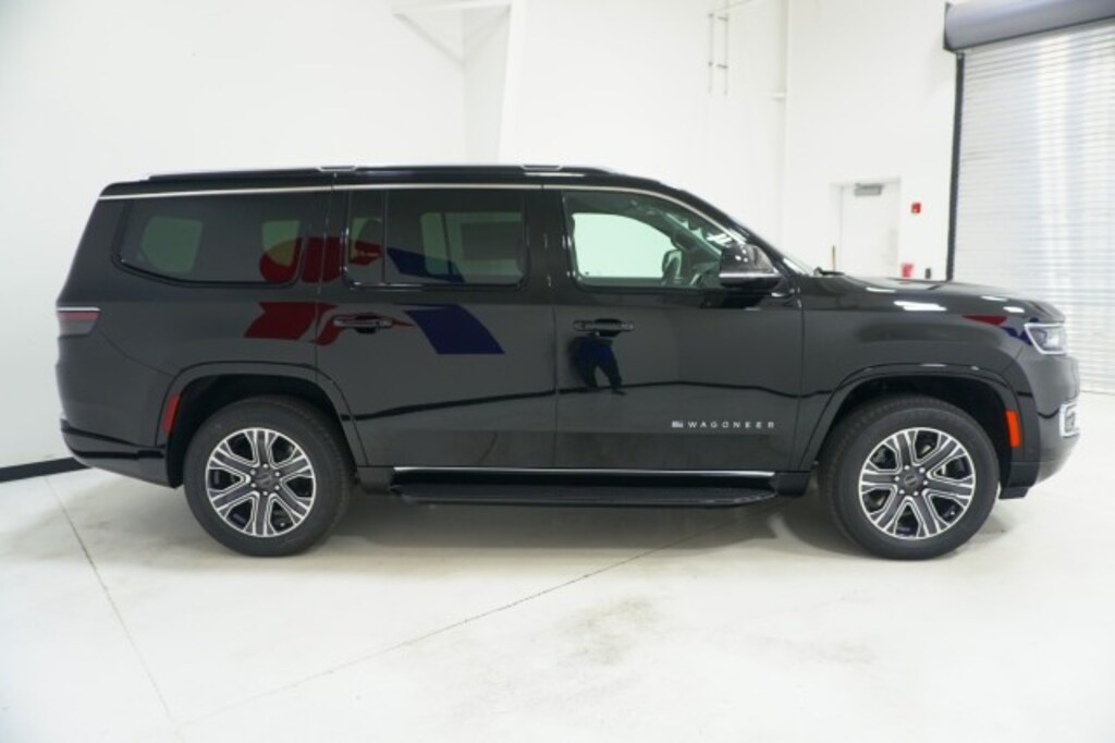 New 2025 Jeep Wagoneer 4X4 Sport Utility