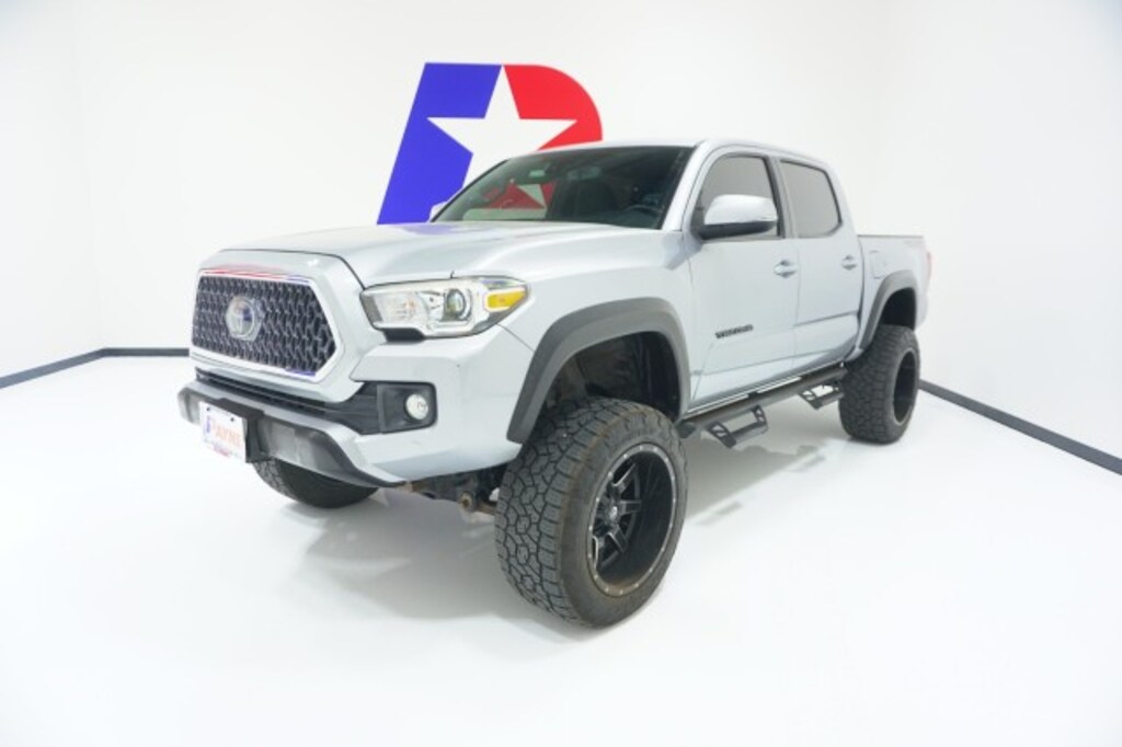 Used 2018 Toyota Tacoma SR Pickup Truck