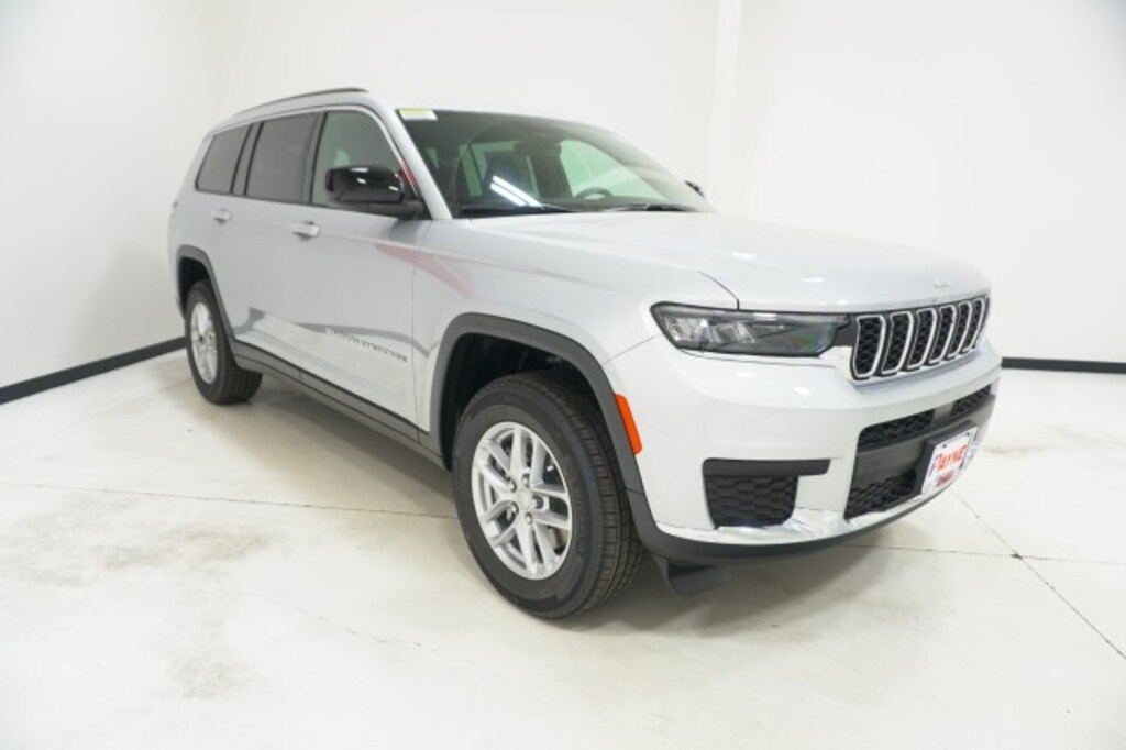 New 2025 Jeep Grand Cherokee L LAREDO X 4X4 Sport Utility