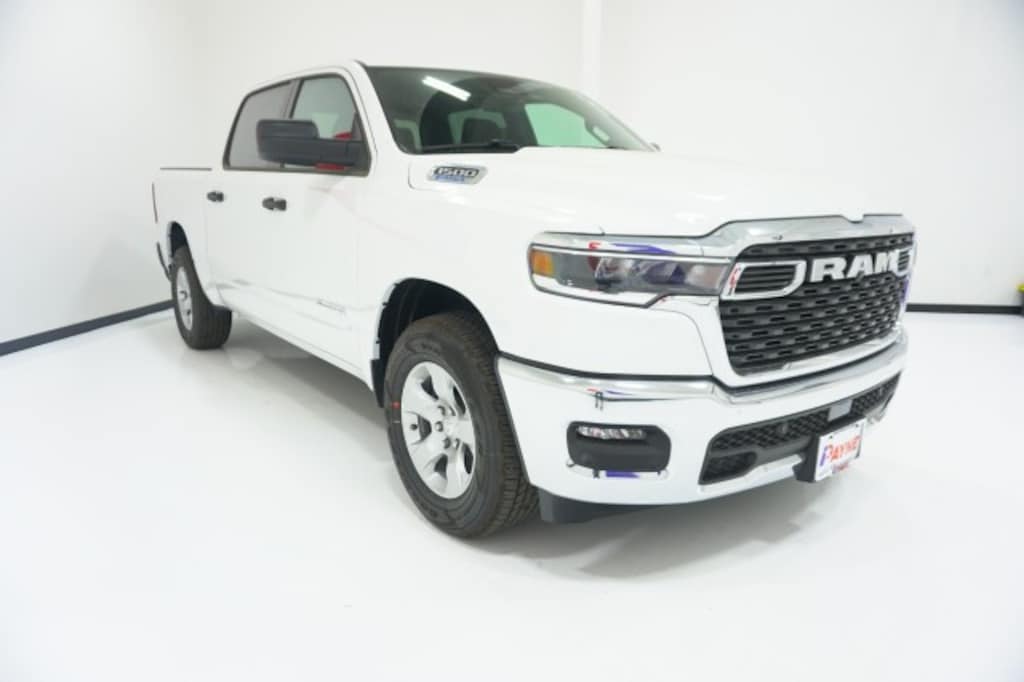 New 2026 Ram 1500 LONE STAR CREW CAB 4X2 5'7 BOX Pickup