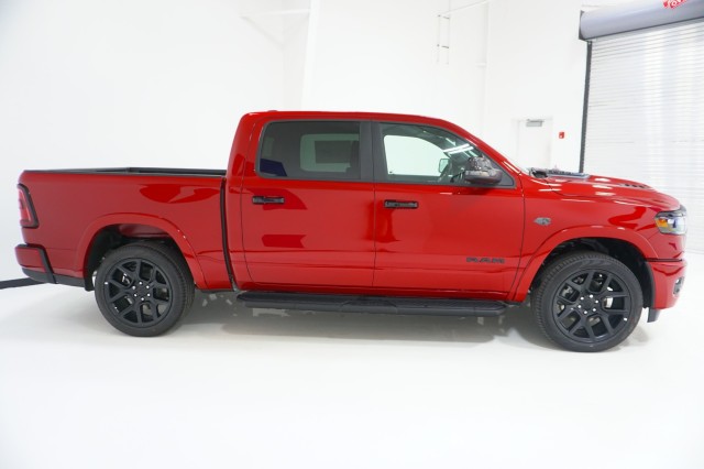 New 2027 Ram 1500 LARAMIE CREW CAB 4X4 Pickup