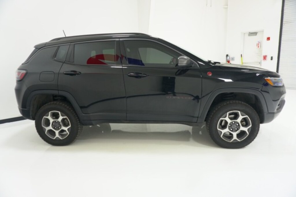 Used 2022 Jeep Compass Trailhawk SUV