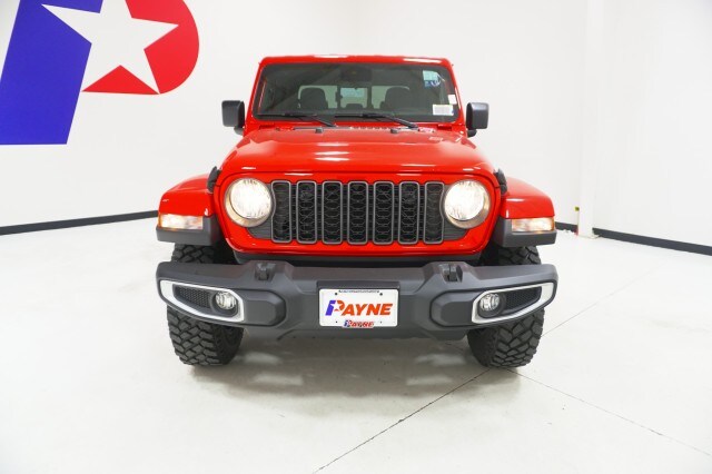 2025 Jeep Gladiator Sport photo 2