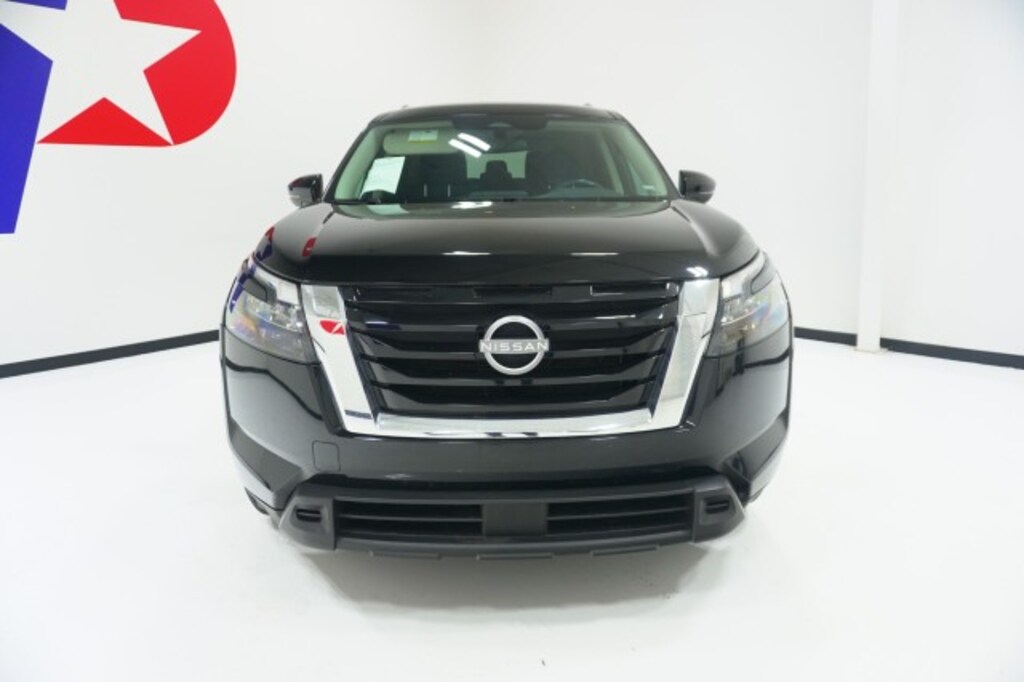 Used 2024 Nissan Pathfinder SV SUV