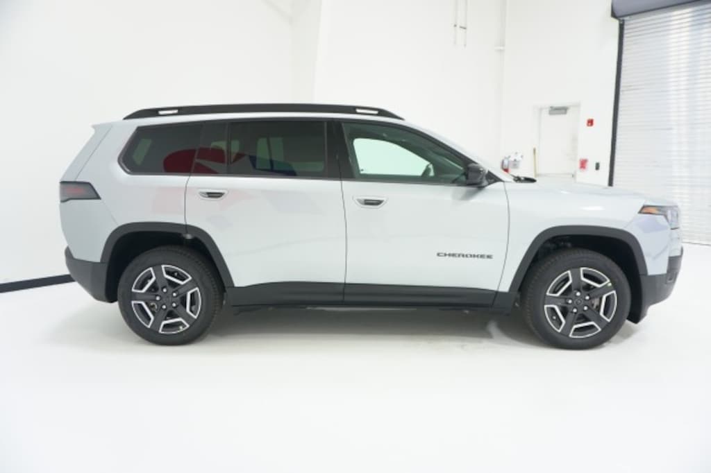 New 2026 Jeep Cherokee LAREDO 4X4 Sport Utility