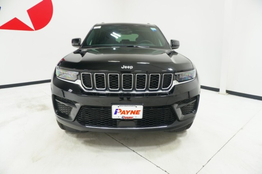 New 2025 Jeep Grand Cherokee LAREDO X 4X2 Sport Utility