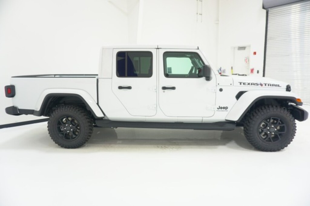 New 2026 Jeep Gladiator TEXAS TRAIL 4X4 Pickup