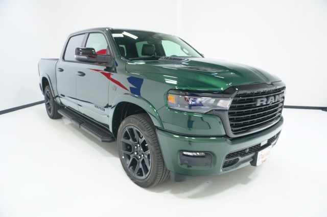 New 2027 Ram 1500 LARAMIE CREW CAB 4X4 Pickup