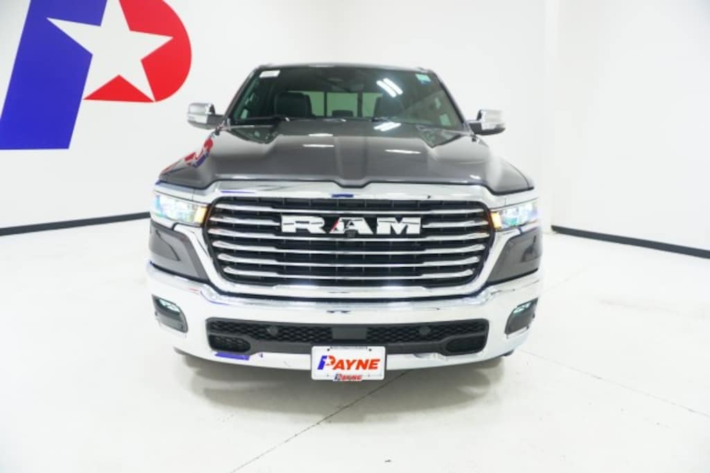New 2026 Ram 1500 LARAMIE CREW CAB 4X2 5'7 BOX Pickup