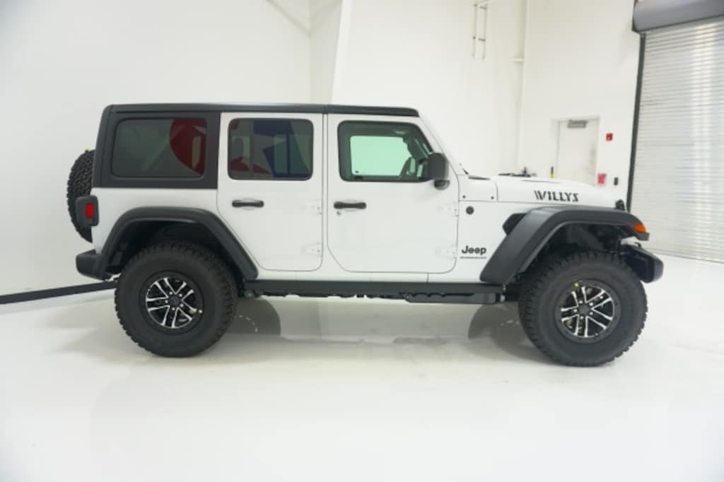 New 2026 Jeep Wrangler 4-DOOR WILLYS Sport Utility