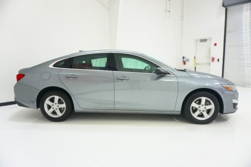 Used 2024 Chevrolet Malibu LT Sedan